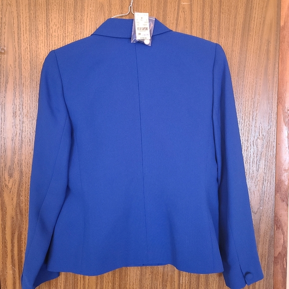 NWT Casual Corner Blue Button Down Blazer in size 8 - Picture 2 of 9